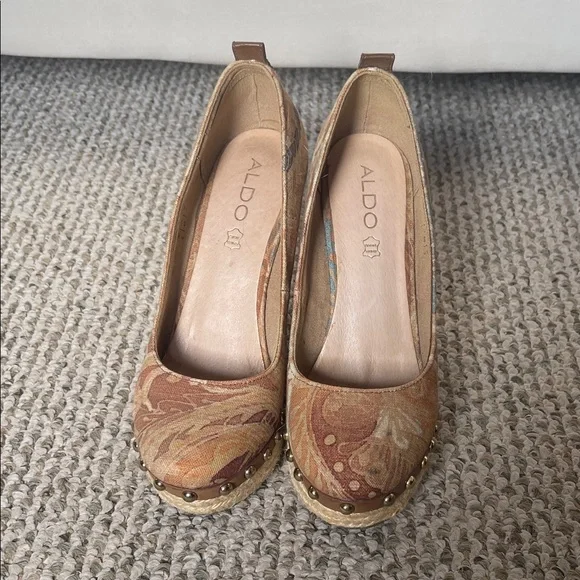 Aldo Multicolor Floral Wedge Shoes - Picture 2 of 4